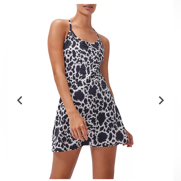 NWOT OUTDOOR VOICES “The Exercise dress” Size M - Picture 2 of 9